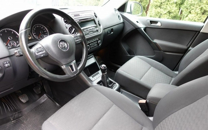Volkswagen Tiguan cena 45900 przebieg: 179000, rok produkcji 2013 z Szczekociny małe 232